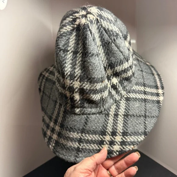 Vintage BURBERRY LONDON 100% Lambswool Grey Nova Check Hat SZ L Made in England Vintage BURBERRY LONDON 100% Lambswool Grey Nova Check Hat  main image 4